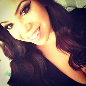 Meet your Posher, Olivia